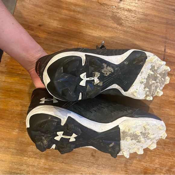 Soccer Cleats Under Armour size 7.5 - Picture 3 of 5